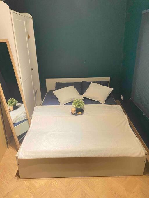 Duplex Aux Porte De Paris Apartment Bourg-la-Reine Bagian luar foto